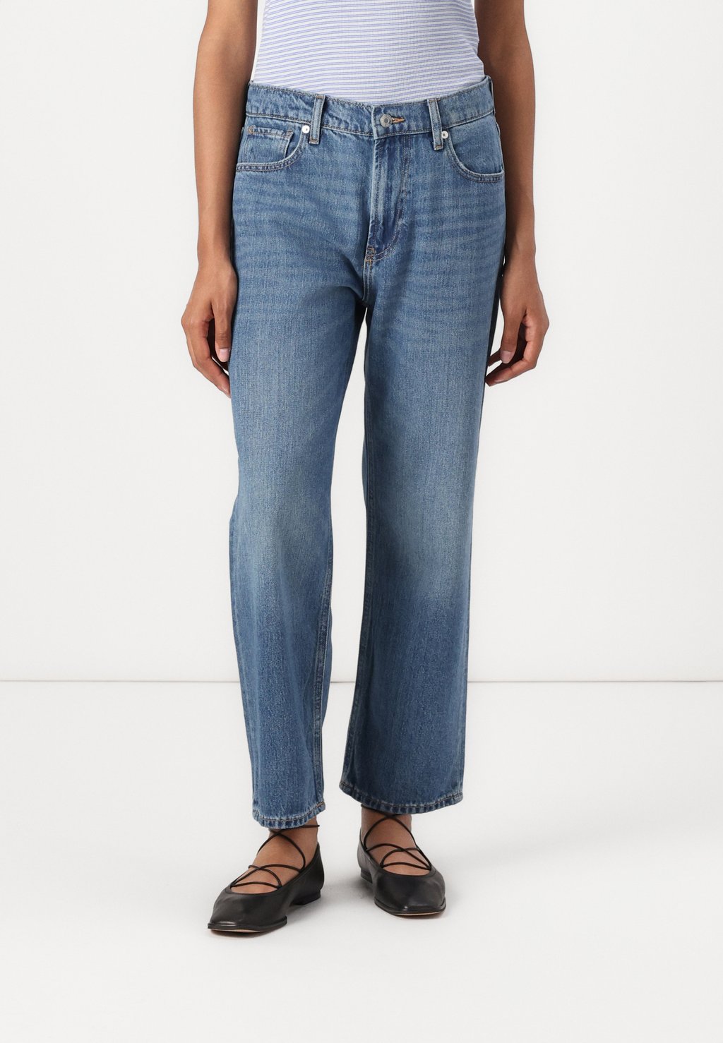 

Джинсы прямого кроя STRAIGHT CROP MED AKUMAL GAP, цвет Blue Denim