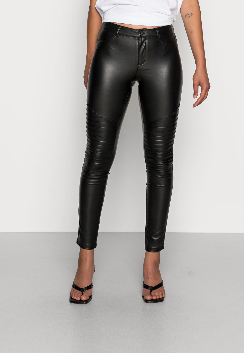 

Леггинсы ONLROYAL MARIA BIKER ONLY, черный