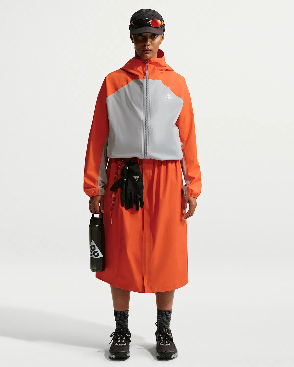 Женская куртка Storm-FIT ADV Nike ACG "Phantazma", Safety Orange/Grey Fog/College Grey/Summit White — фото 4