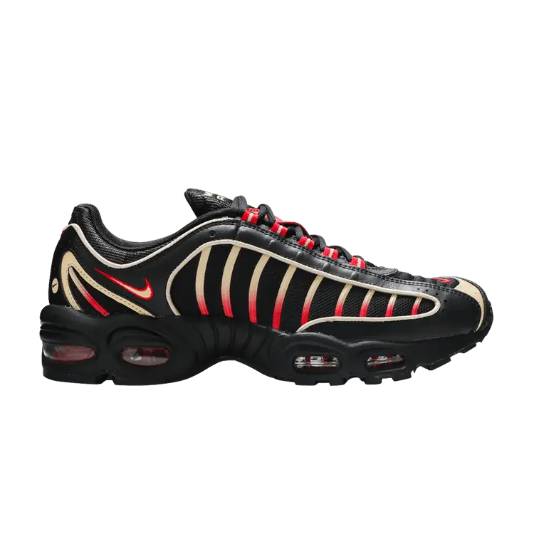 

Кроссовки Nike Air Max Tailwind 4 'Black Team Gold Red', черный