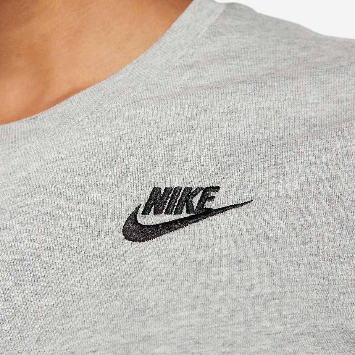 Женская футболка Nike Club Essentials, серый — фото 4