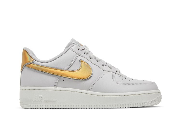 

Кроссовки Nike Wmns Air Force 1 Low 'Metallic Gold', серый