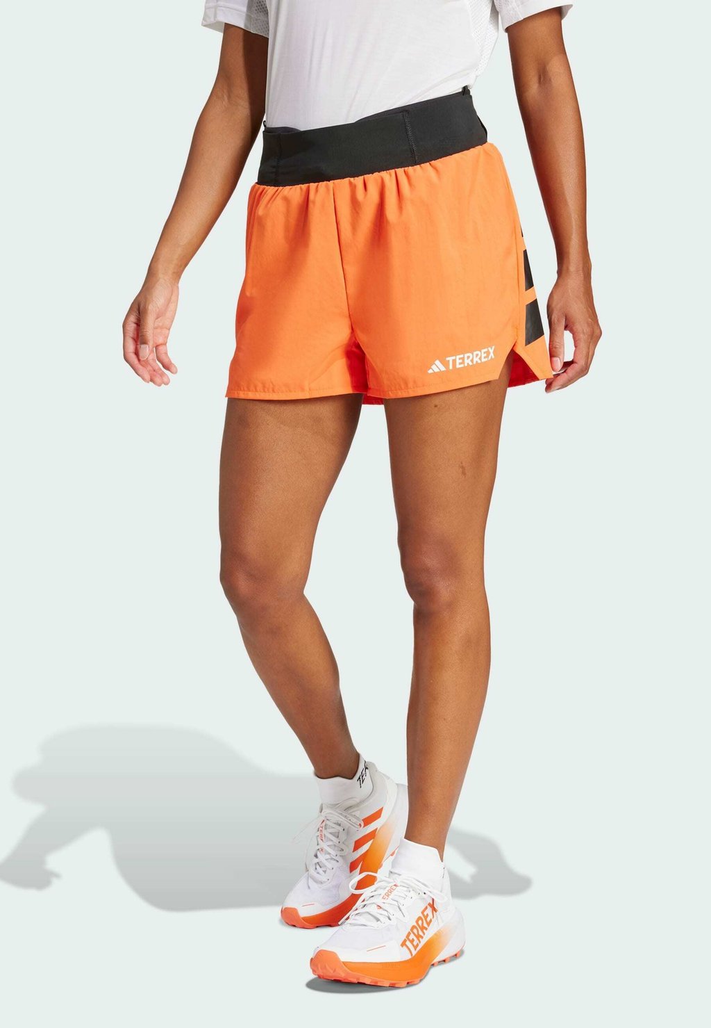

Спортивные шорты SHORTS Adidas Terrex, оранжевый