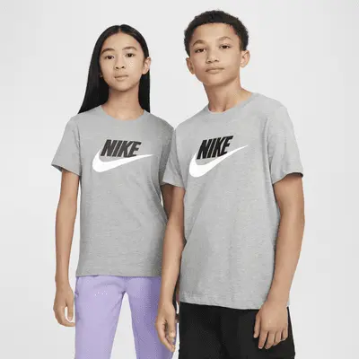 

Футболка Nike Sportswear, темно-серый