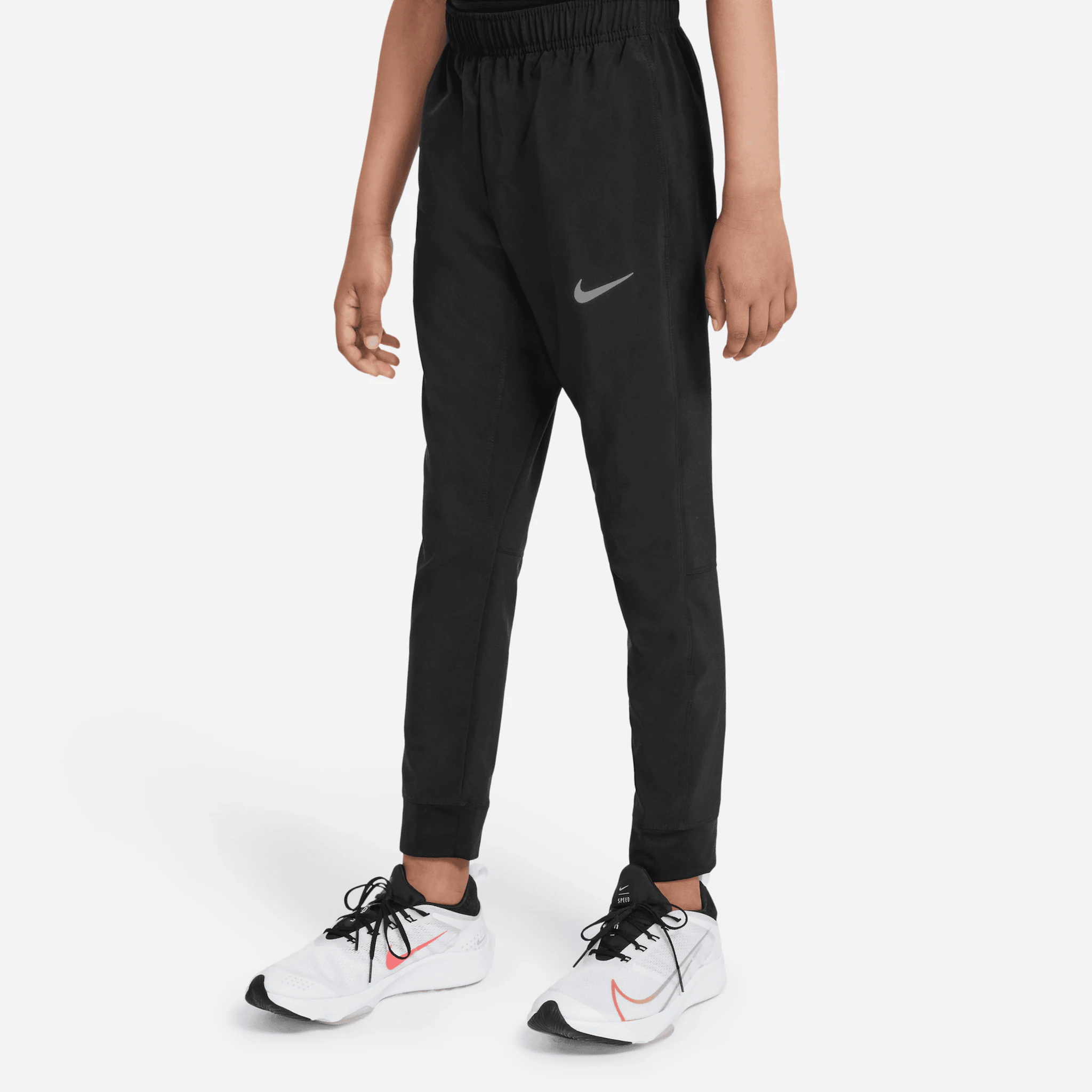 

Брюки для бега Nike "DRI-FIT BIG KIDS' (BOYS') WOVEN TRAINING PANTS", черный