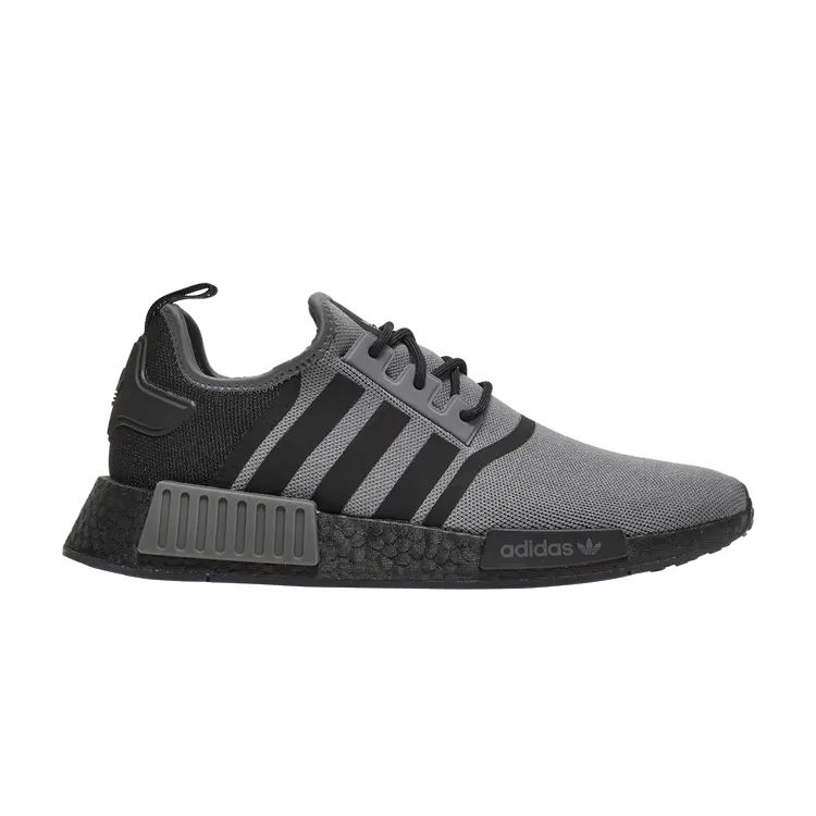 

Кроссовки adidas NMD_R1 Primeblue 'Grey Black', серый