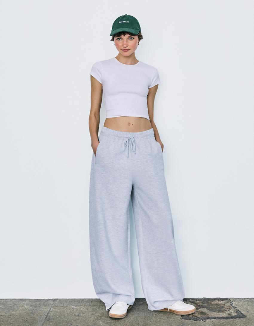 

Брюки-Бочонки из плюша Bershka, серый