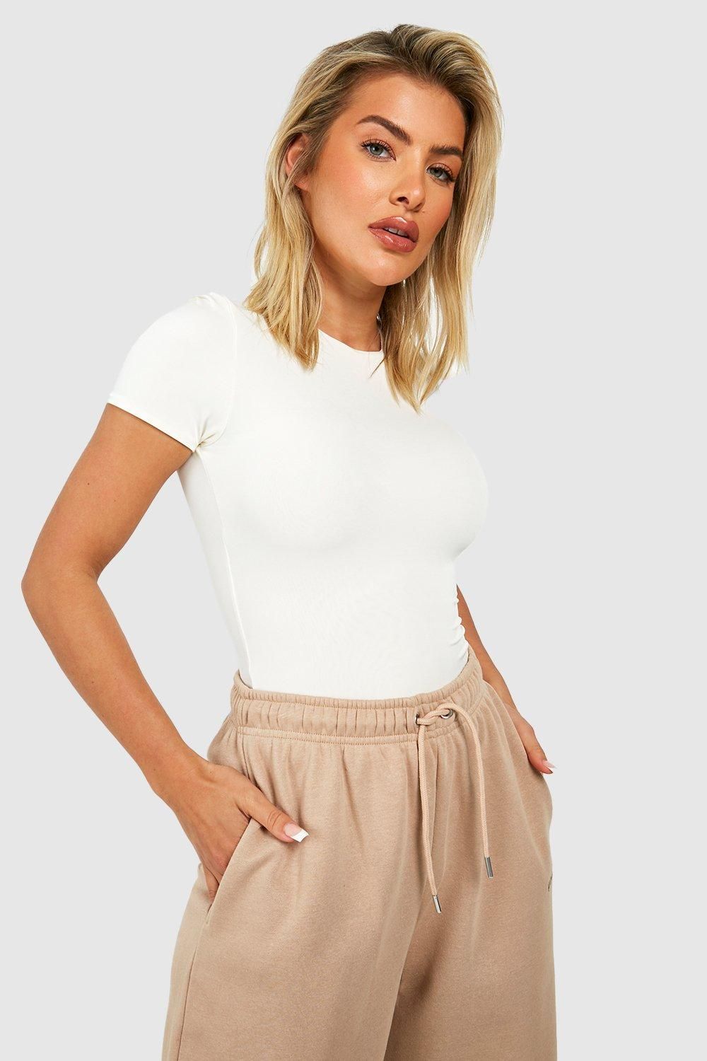 

Двухслойное облегающее боди с короткими рукавами Boohoo, экрю
