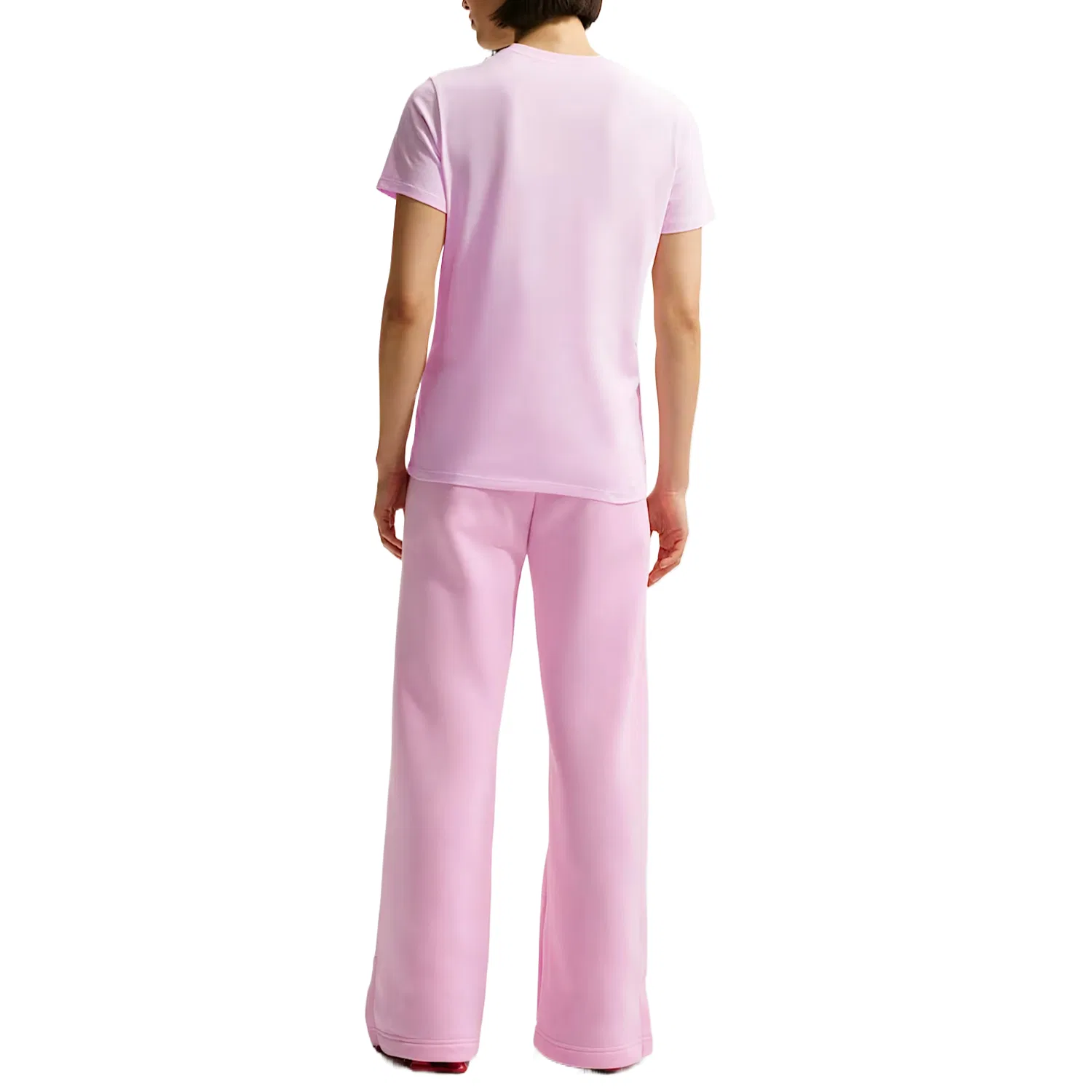 Футболка Sportswear Club Regular женская Nike, Pink Foam — фото 4