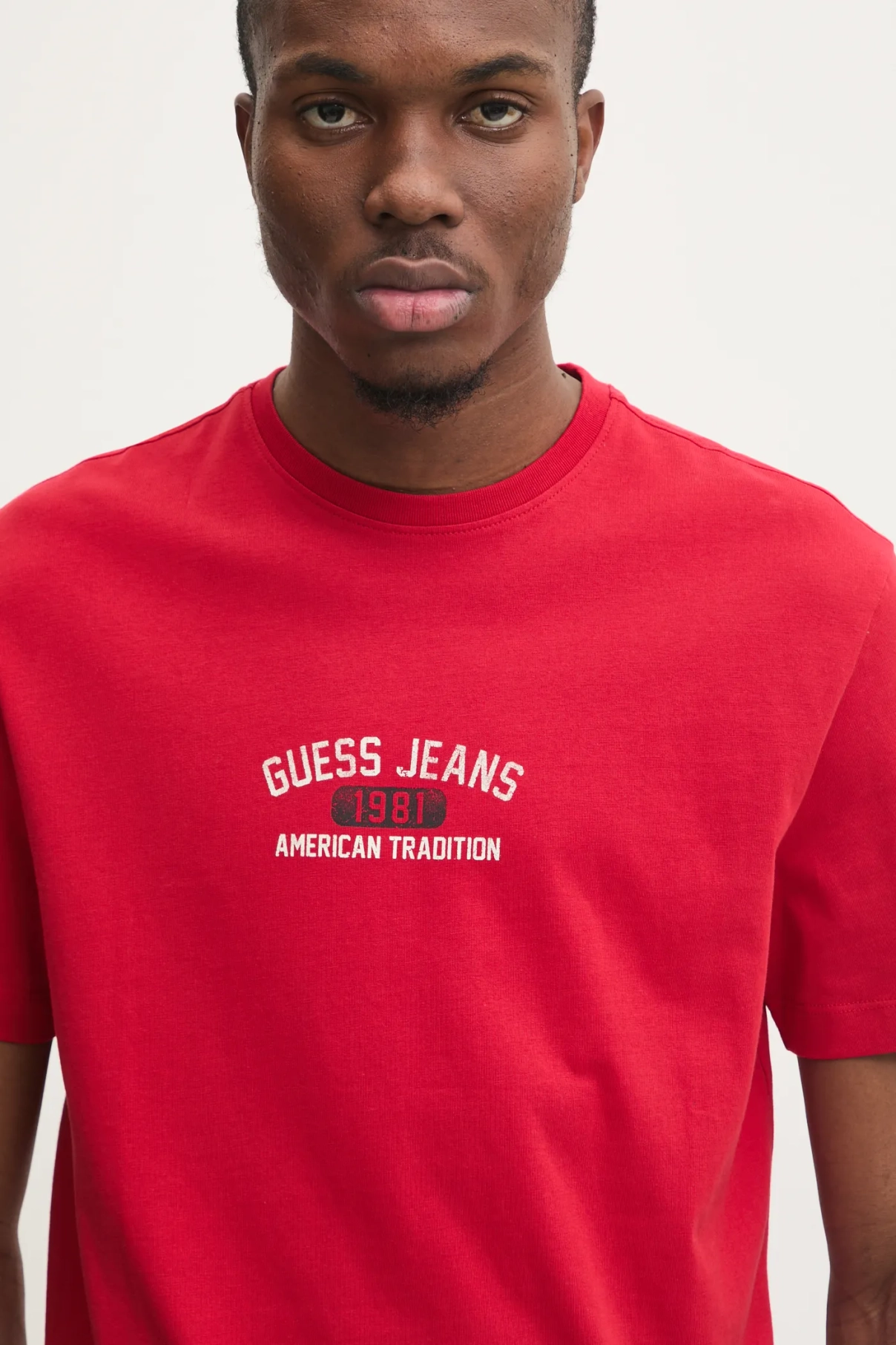 

Хлопковая футболка Guess Jeans, красный
