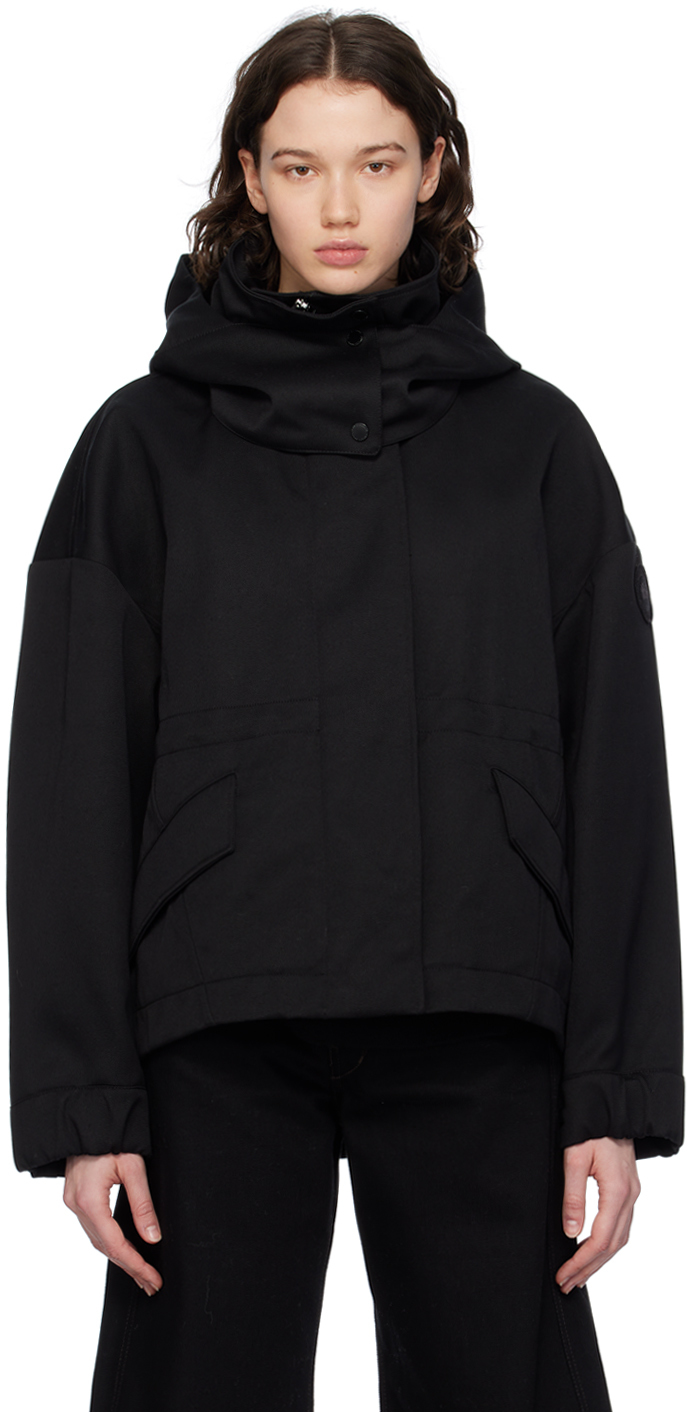 

Оливковая куртка Canada Goose