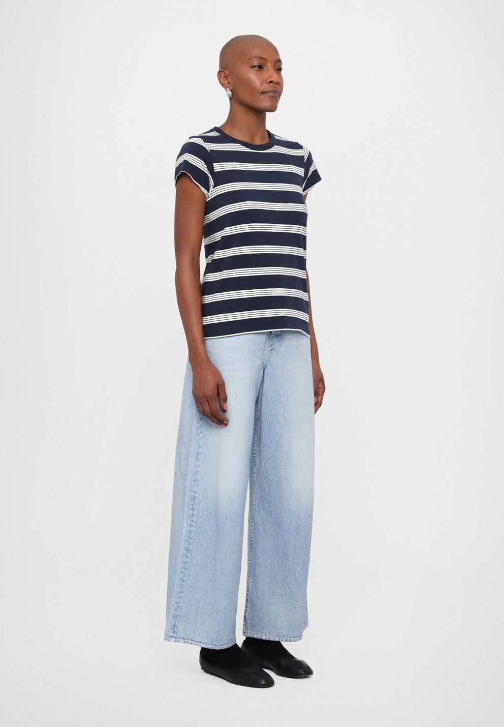 

Футболка с принтом THE SLUB STRIPE TEE rag & bone, темно-синий