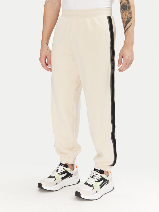 

Современные спортивные штаны 7M000545 AF12660 U1079 Ea7 Emporio Armani, экрю