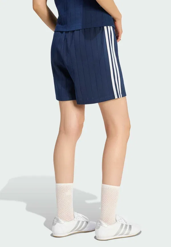 Спортивные штаны Adidas Originals Pinstripe firebird shorts tracksuit bottoms, цвет ночной индиго/белый/серый — фото 2