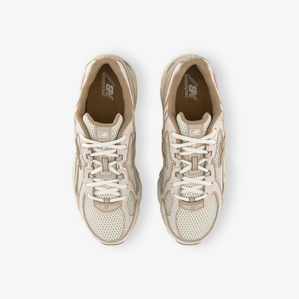 Кроссовки New Balance 740 v2, бежевый / белый — фото 2