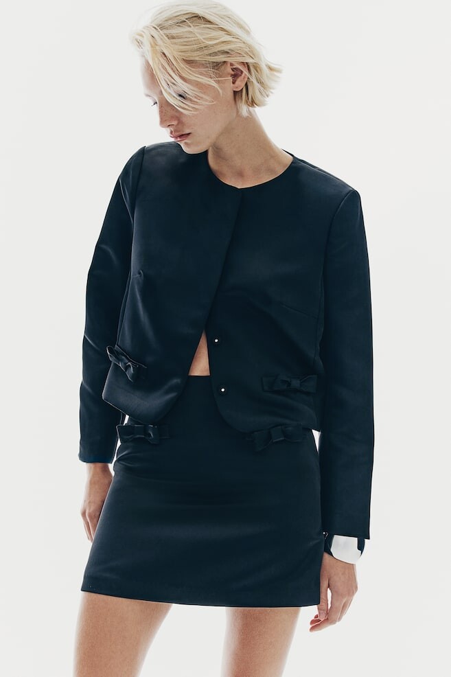 

Мини юбка из атласа с бантом H&M, черный
