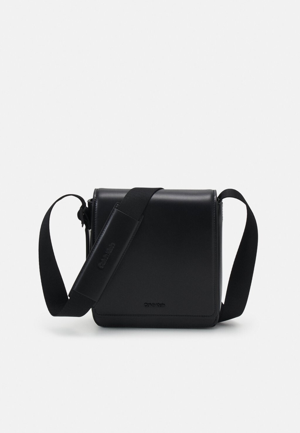 

Сумка через плечо MINIMAL FOCUS REPORTER Calvin Klein, цвет black