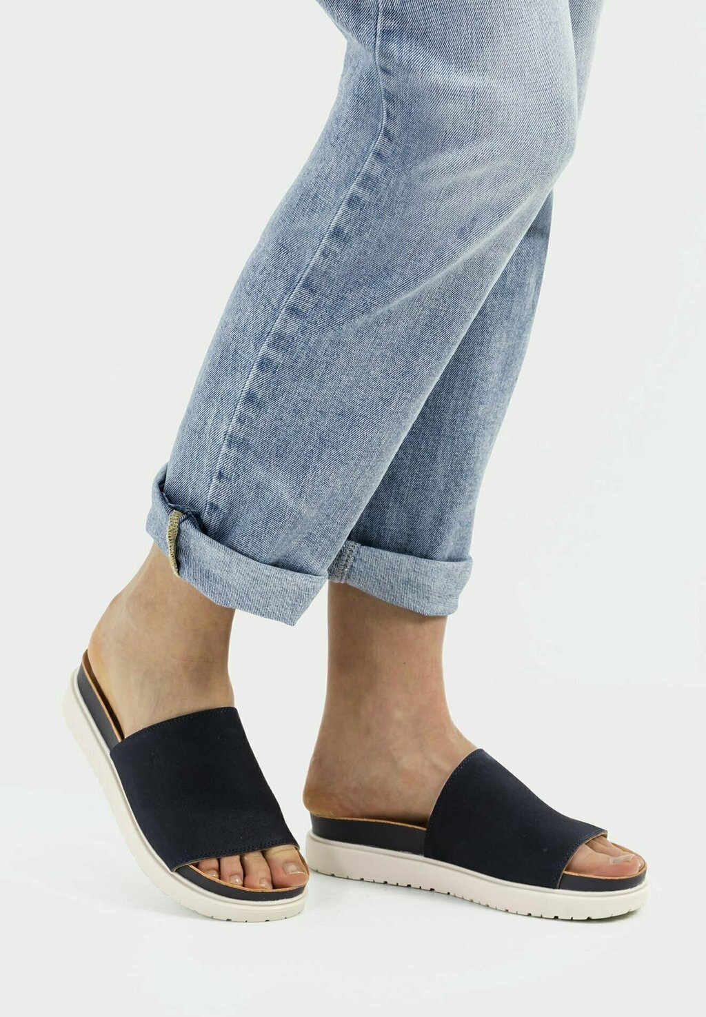 

Мюли на плоской подошве camel active, цвет navy blue