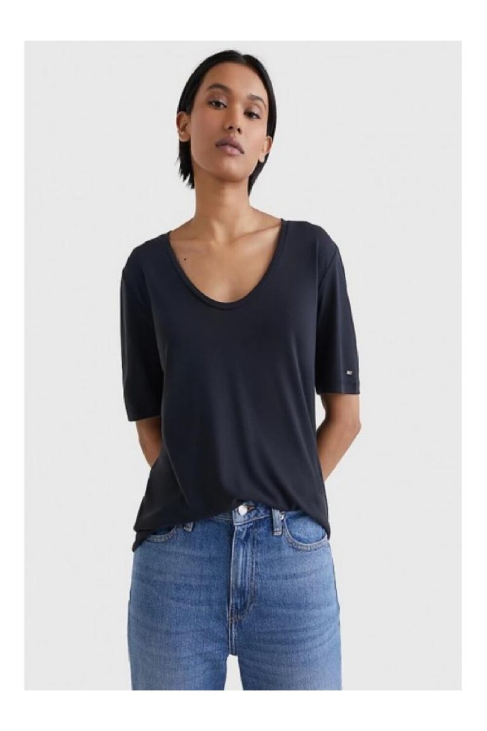 

Футболка Tommy Hilfiger, черный