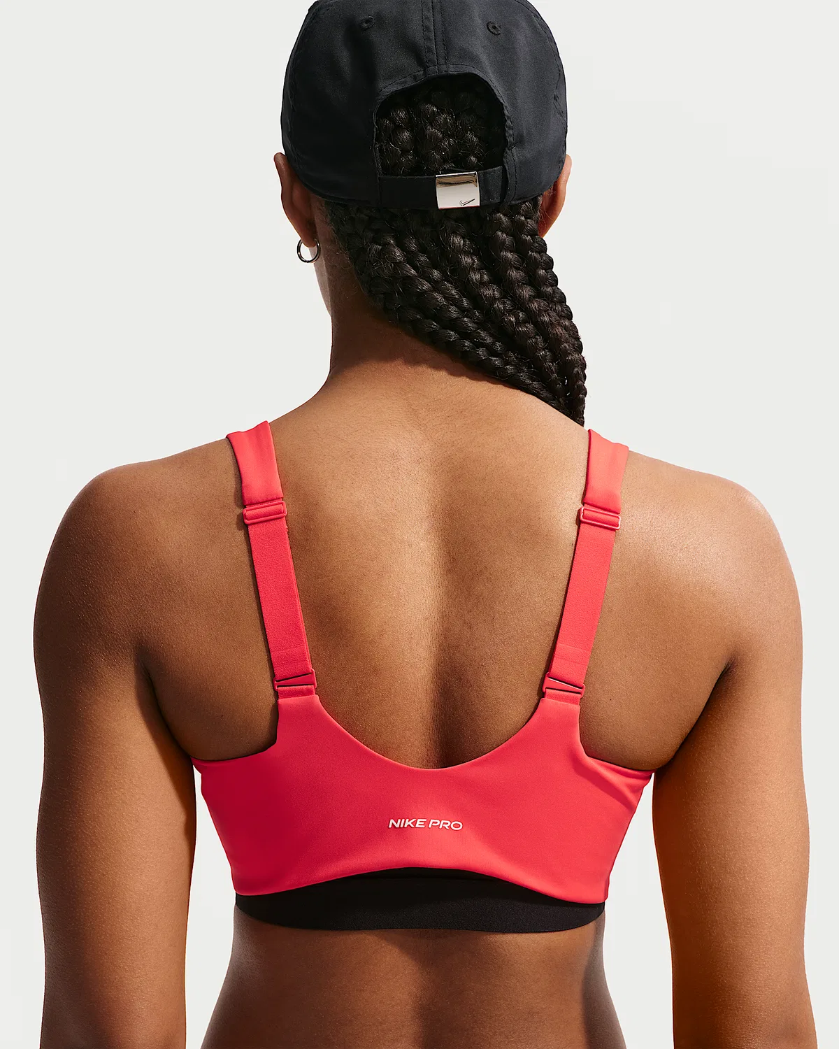 Женский спортивный бюстгальтер средней поддержки Nike Pro Sculpt, Light Crimson/Black/White — фото 2