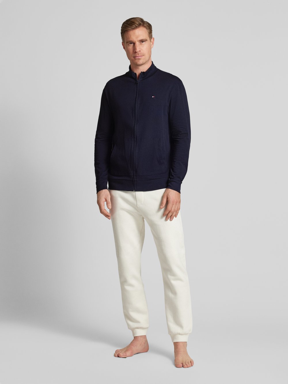 

Толстовка с вышитым логотипом Tommy Hilfiger