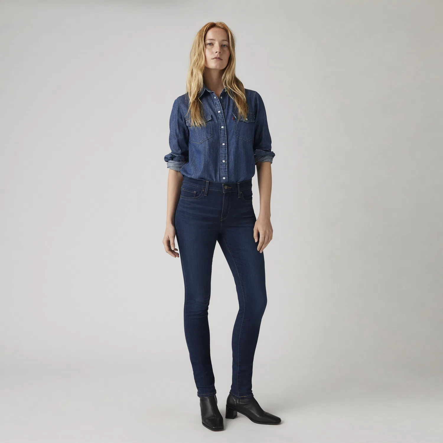 311 Формирующие узкие женские джинсы Levi's, Dark Wash