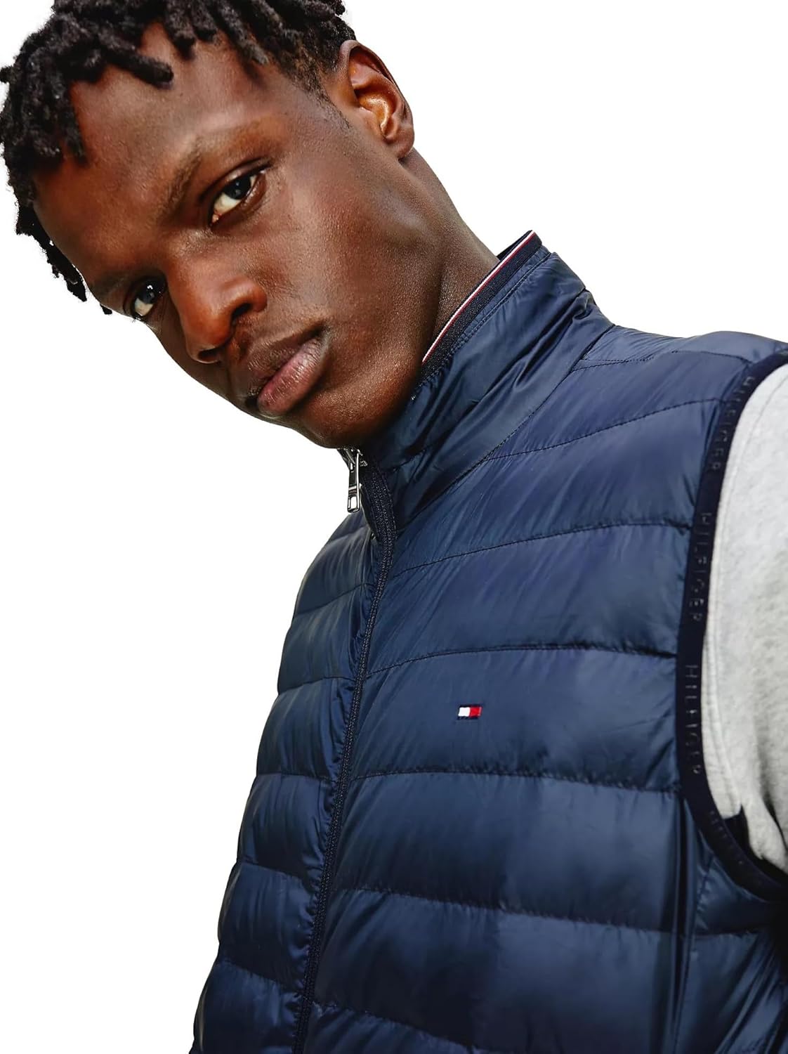 Мужские стеганые жилеты TOMMY HILFIGER из коллекции 2025 года, Desert Sky Navy. — фото 2