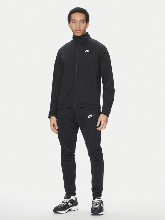 

Спортивный костюм обычный крой Nike, черный
