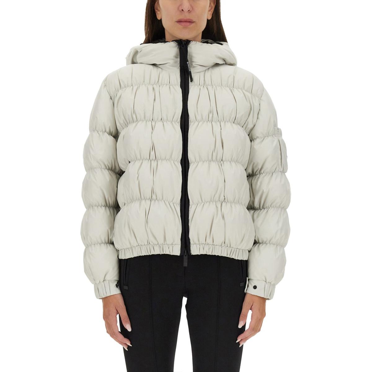 

Moncler Медионте Короткая пуховая куртка, White