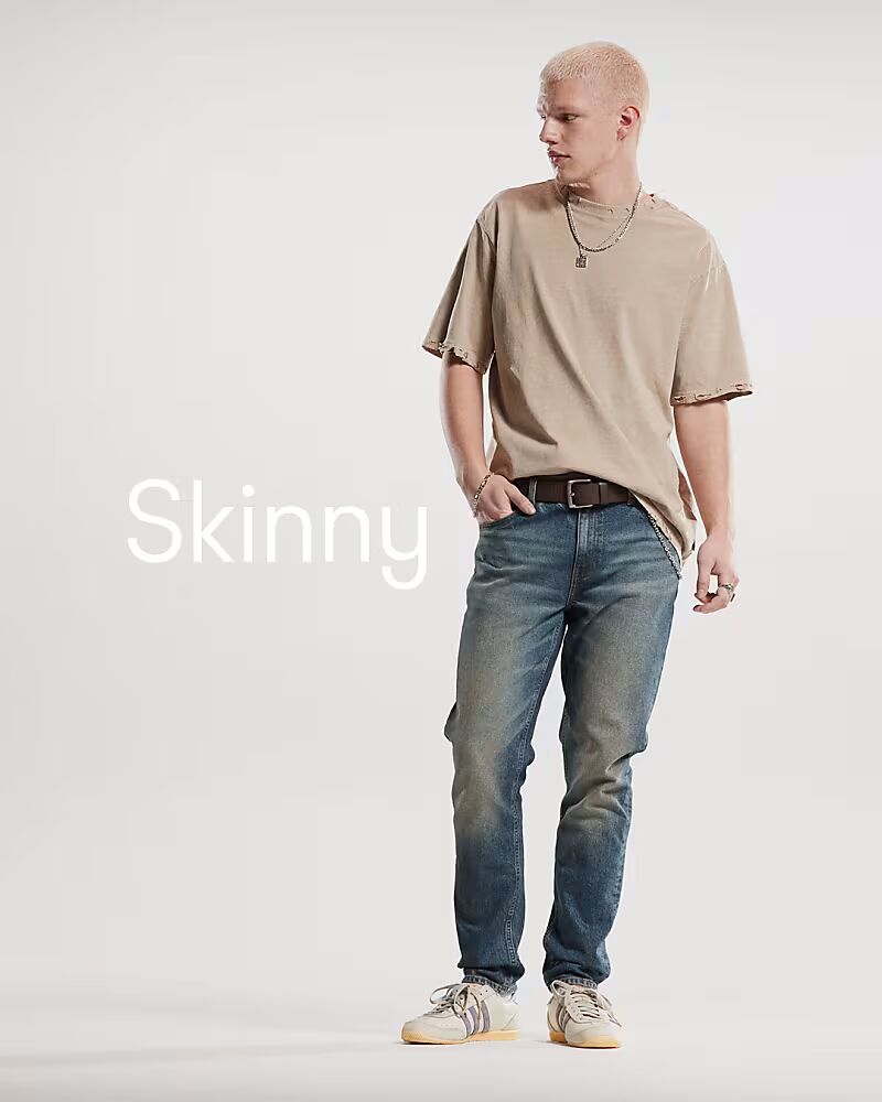 

Узкие джинсы ASOS DESIGN с оттенком темно-синего цвета