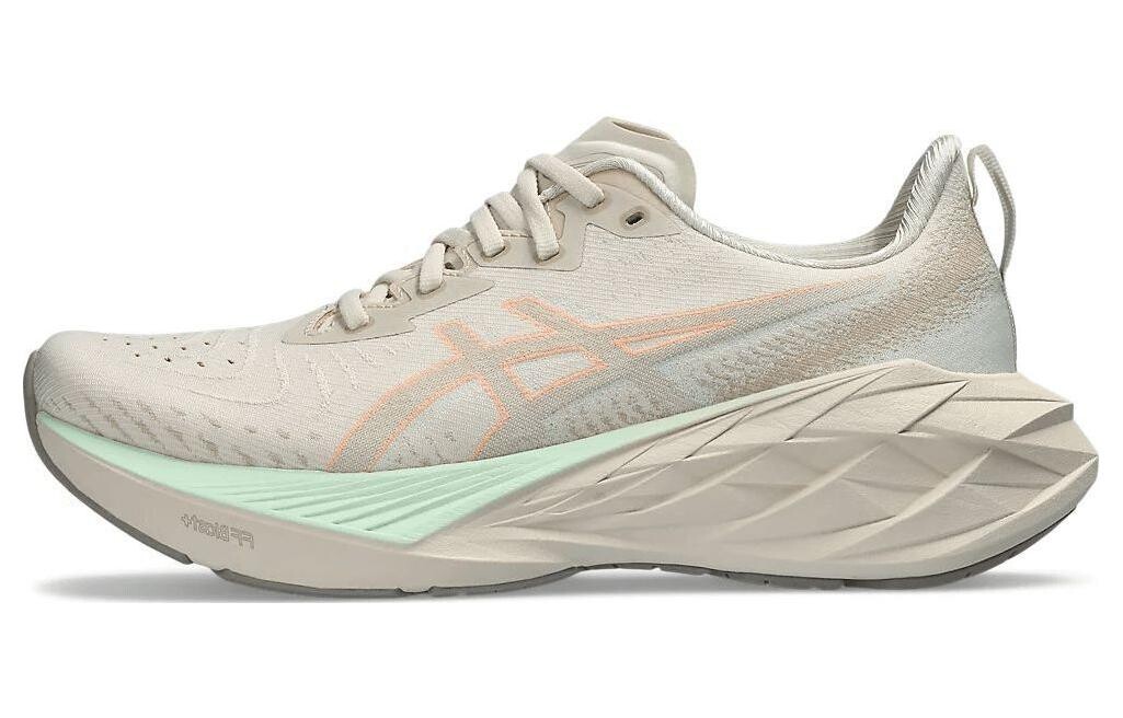 

Asics Novablast 4 Кроссовки для женщин, Oat rice