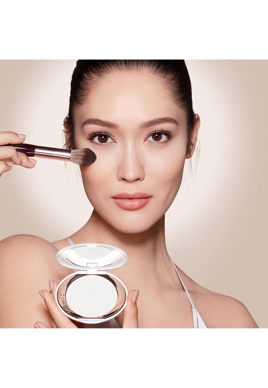 Осветляющая пудра Charlotte Tilbury Airbrush Flawless Finish — фото 3