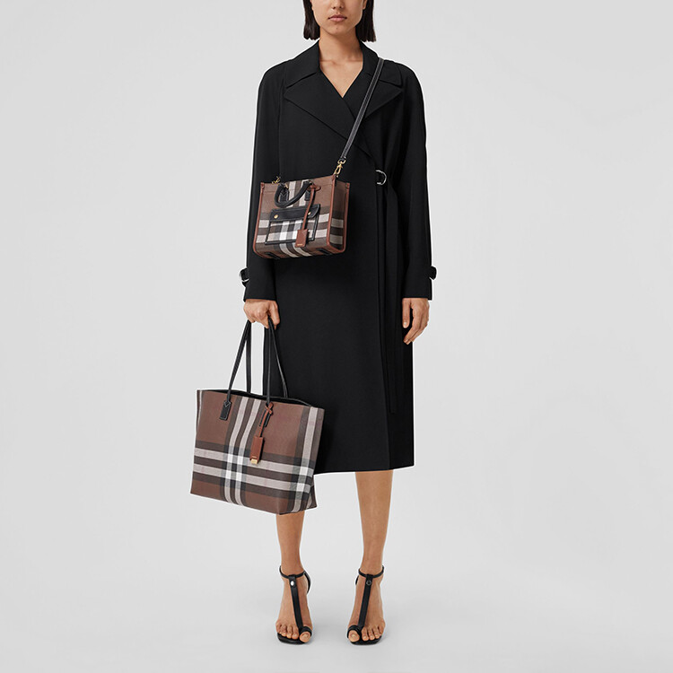 Пальто Burberry Женское, Черное — фото 2