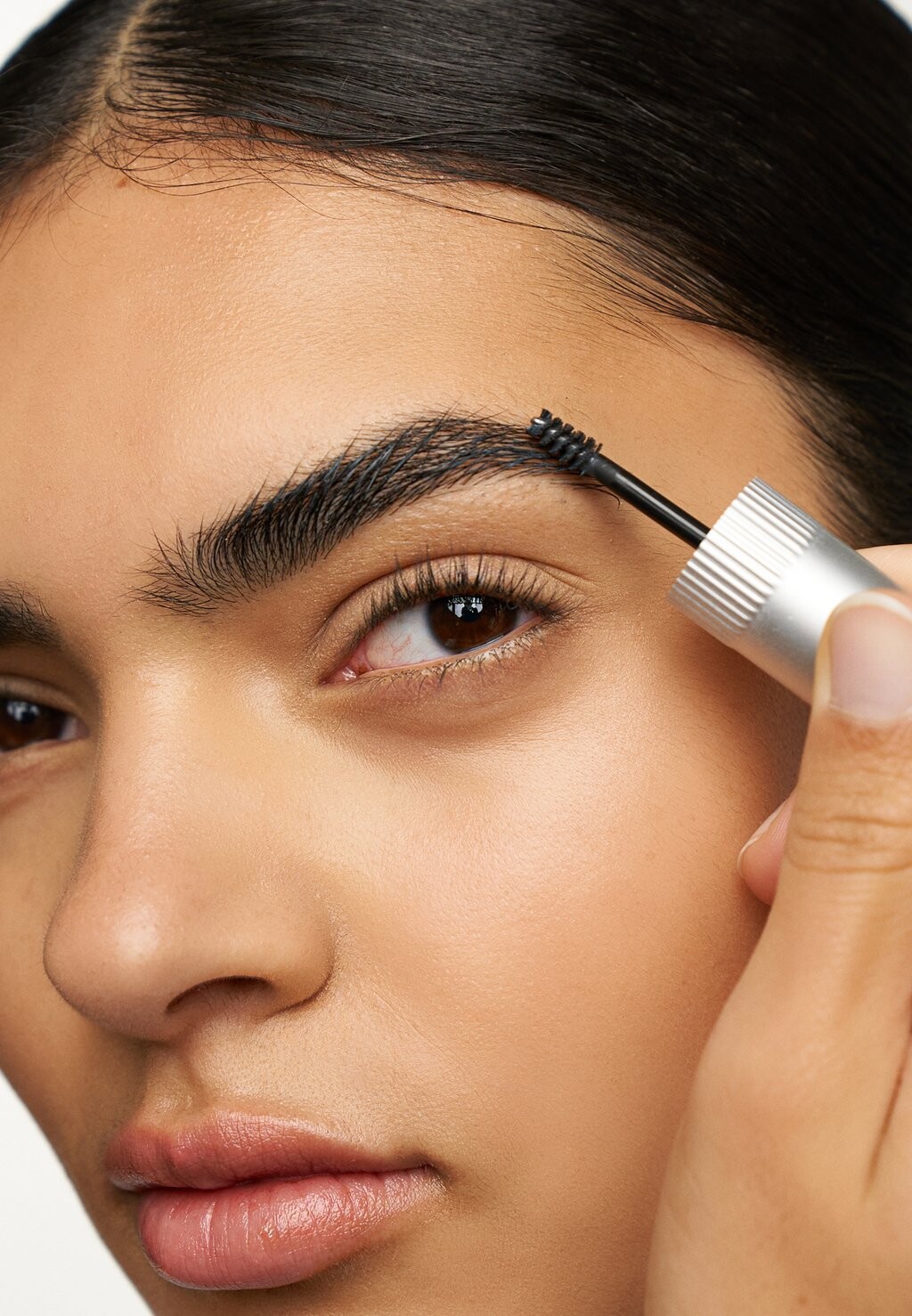 

Гель для бровей FRAME IT BROW POMADE The Body Shop, цвет black