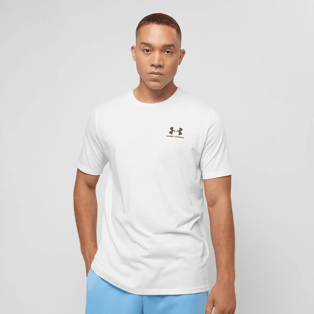 

Футболка Under Armour Sportstyle Left Chest Short Sleeve, белый