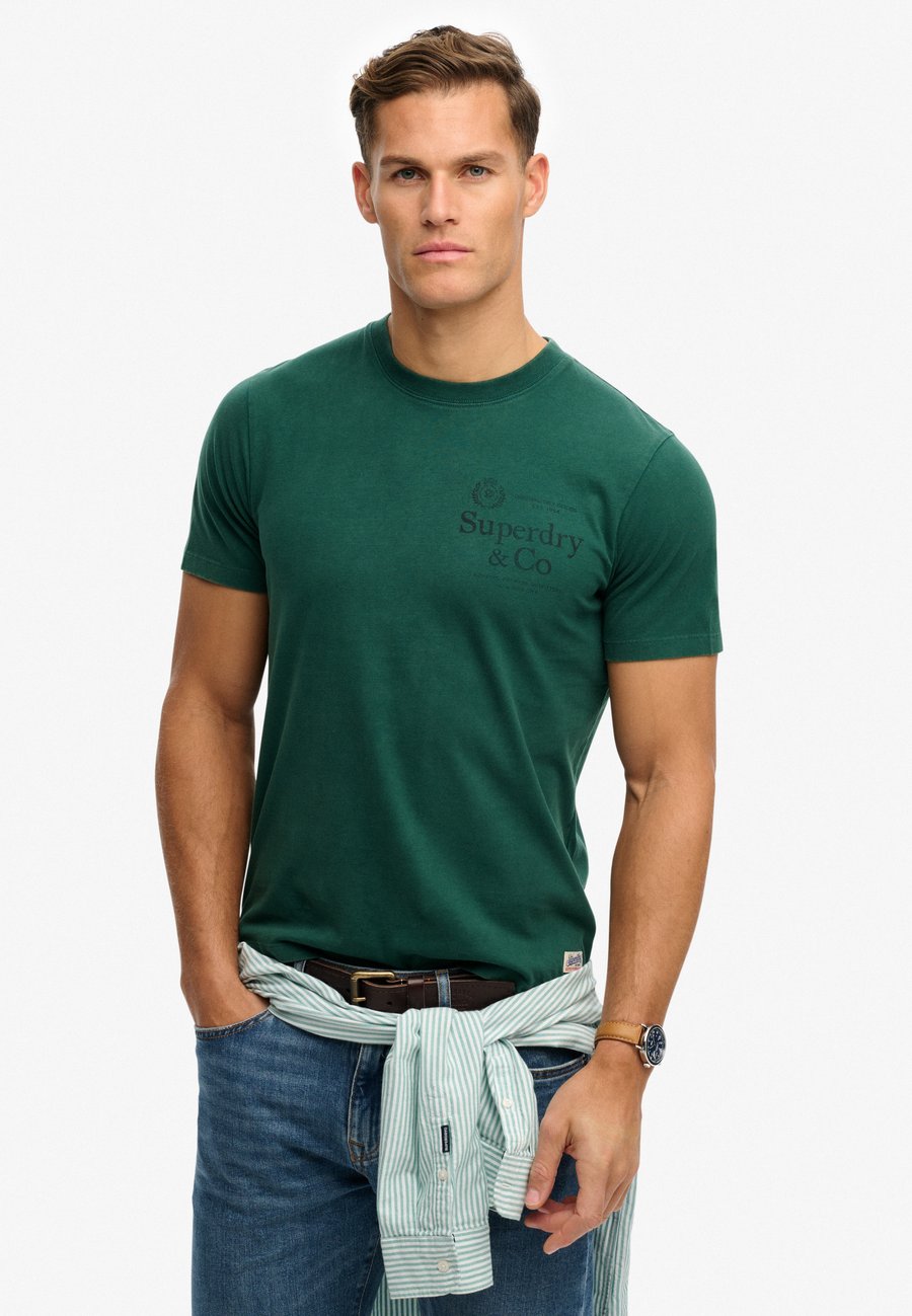 

Футболка Superdry & Co COMPANY , Varsity Green/Green, Зеленый, Футболка Superdry & Co COMPANY , Varsity Green/Green