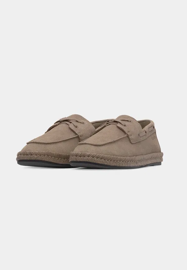 Ботинки Casual lace ups Calvin Klein, пустынный серо-коричневый — фото 3