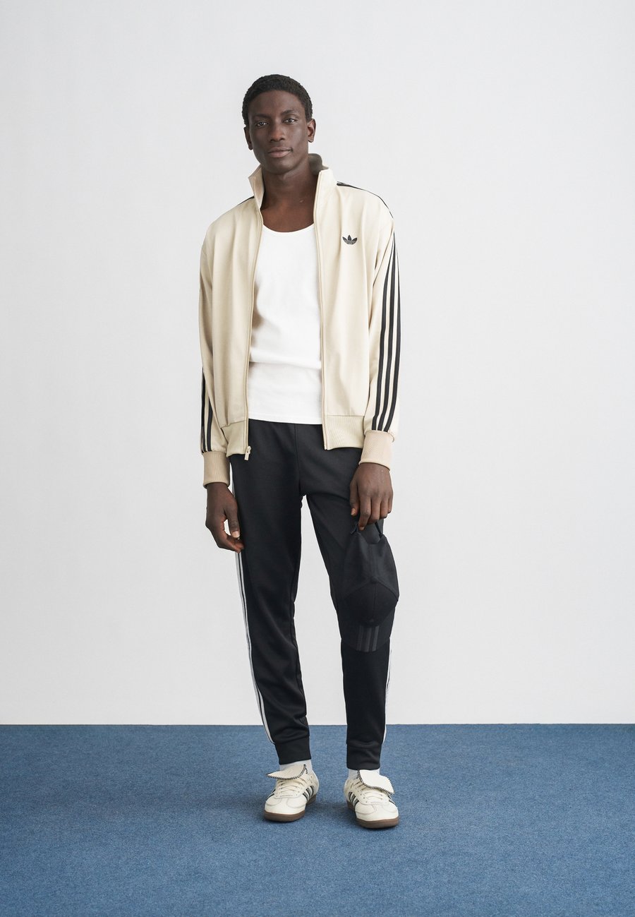 Толстовка Adidas Originals FIREBIRD, Stone Khaki/Beige — фото 2