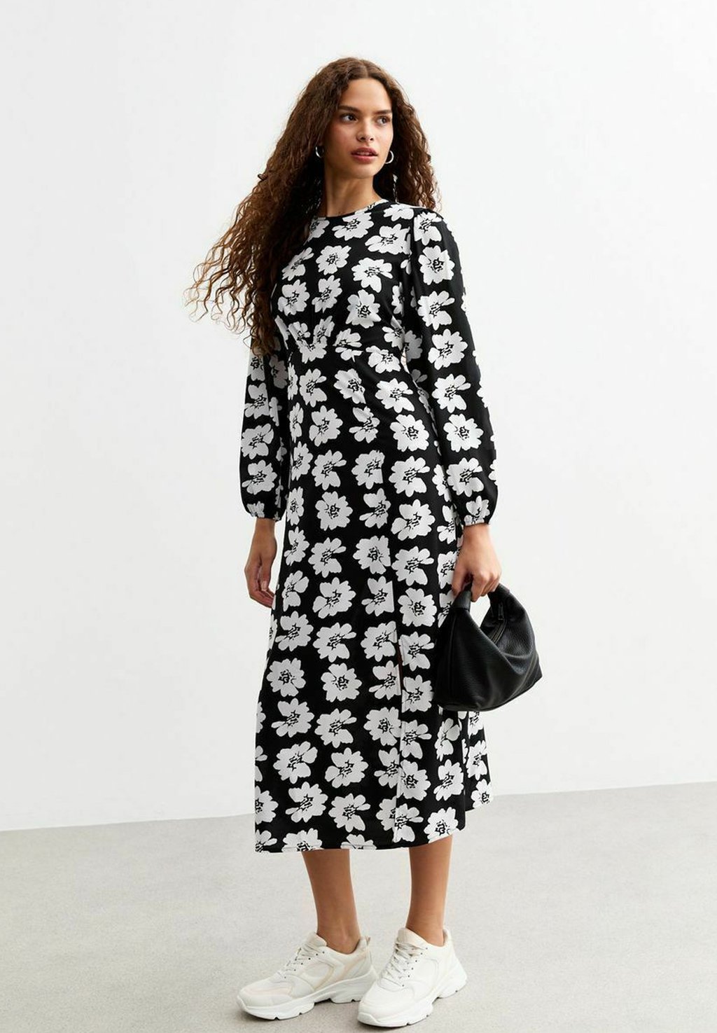 

Повседневное платье FLORAL LONG SLEEVE MIDI New Look, черный