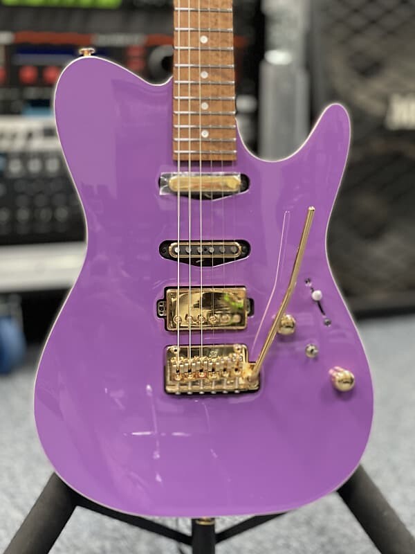 

Электрогитара Ibanez LB1 Lari Basilio Signature, Коричневый, Электрогитара Ibanez LB1 Lari Basilio Signature