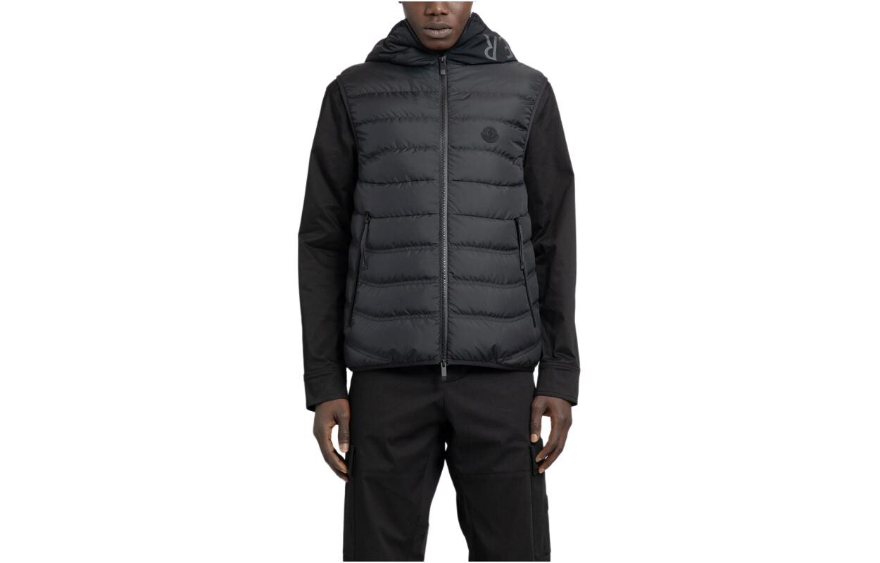 

Жилет мужской черный Moncler