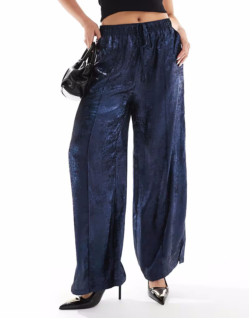 

Металлические брюки ASOS DESIGN синего цвета с застежкой-молнией ASOS Tall