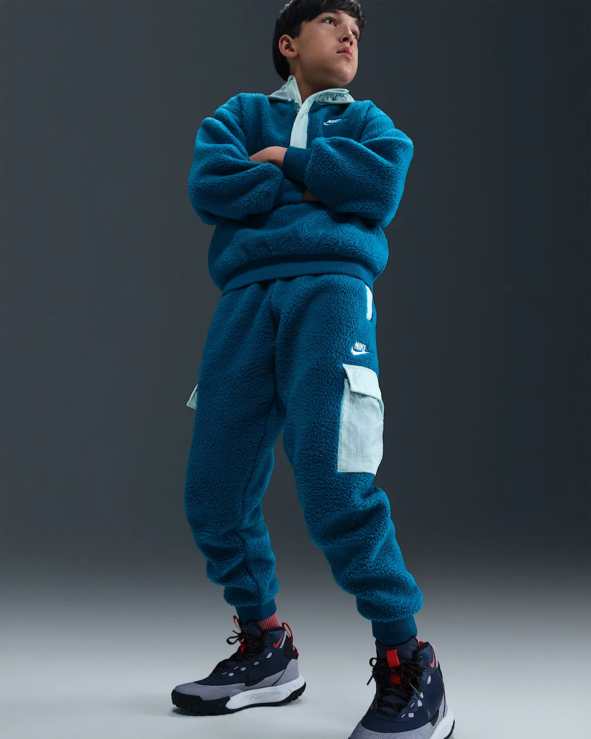 Детские карго-штаны Nike Sportswear Club Fleece, Green Abyss/Mint Foam/White — фото 4