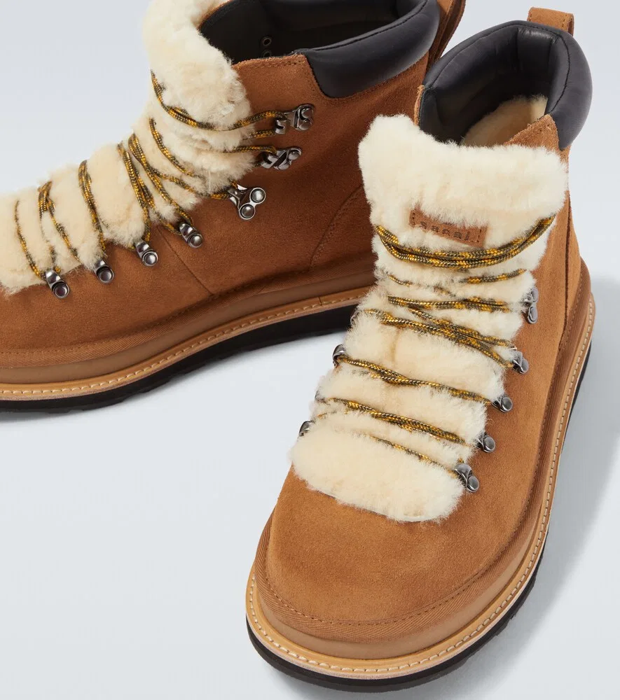 Походные ботинки UGG из замши и овчины Sacai, коричневый — фото 3