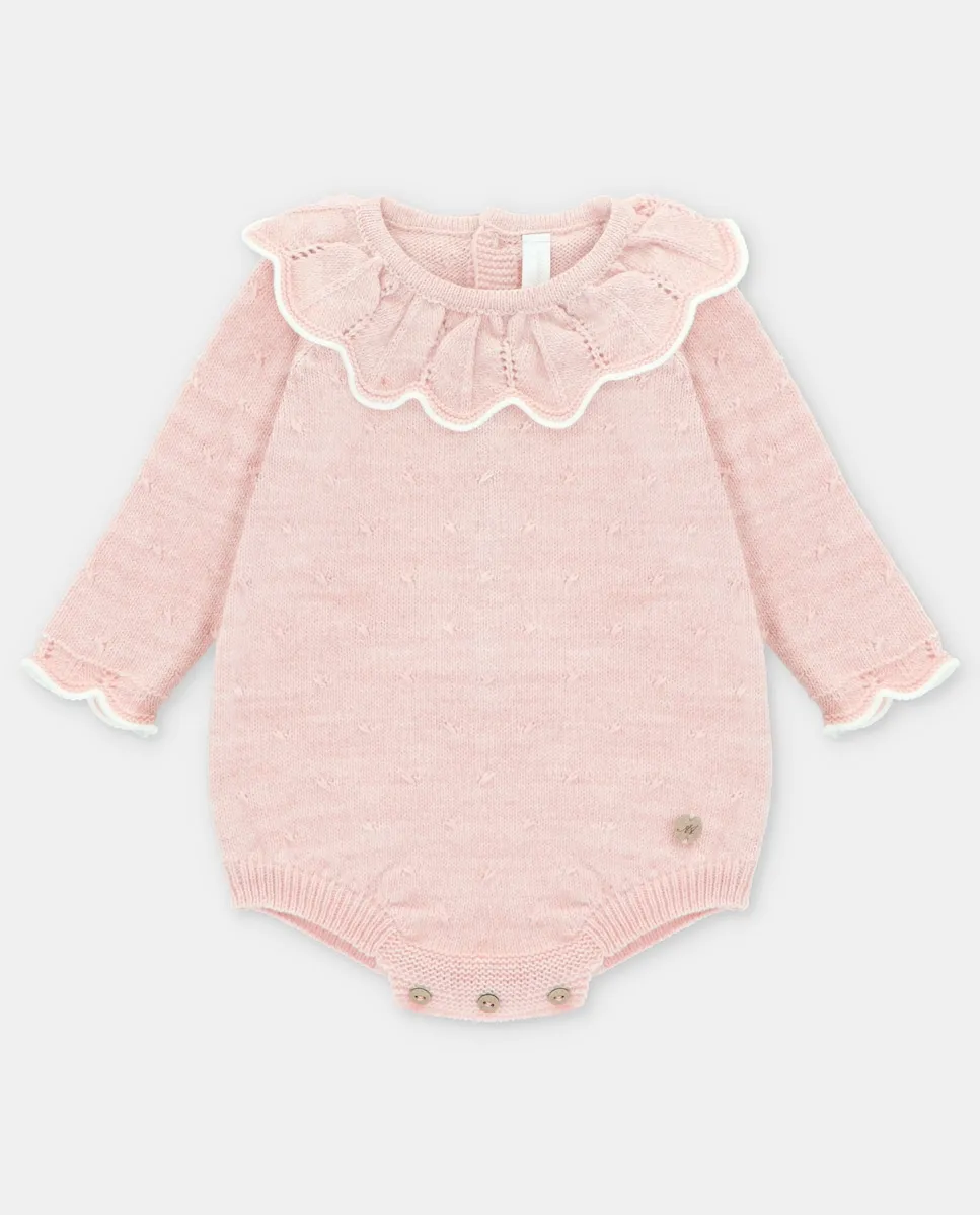 

Вязаный детский комбинезончик розового цвета пыльной розы Martín Aranda