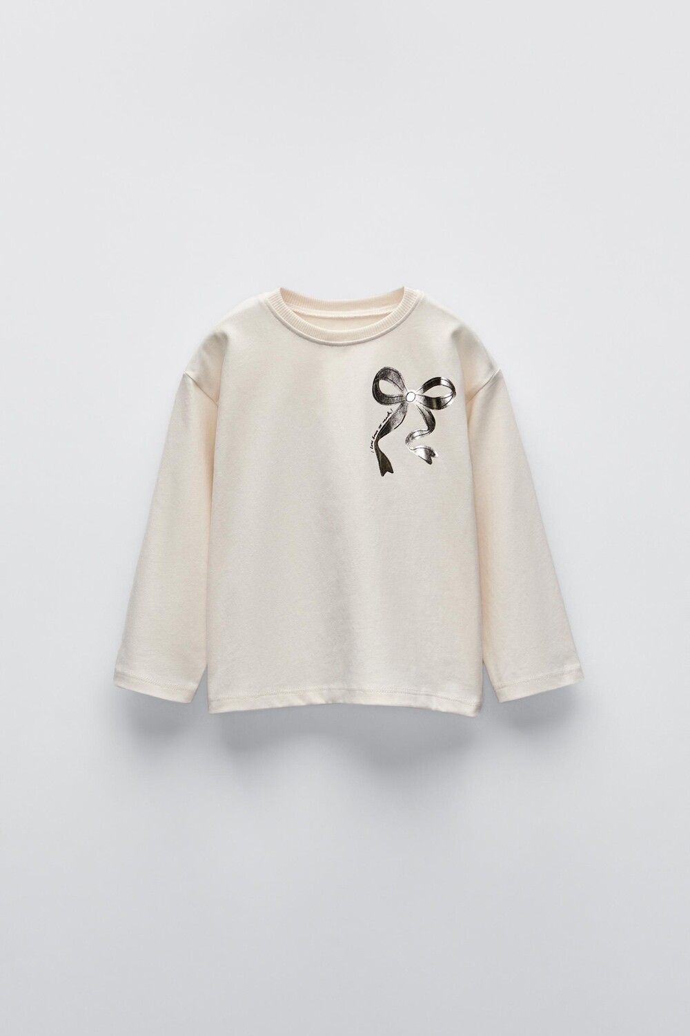 

Футболка с принтом и фольгированной детали ZARA, экрю