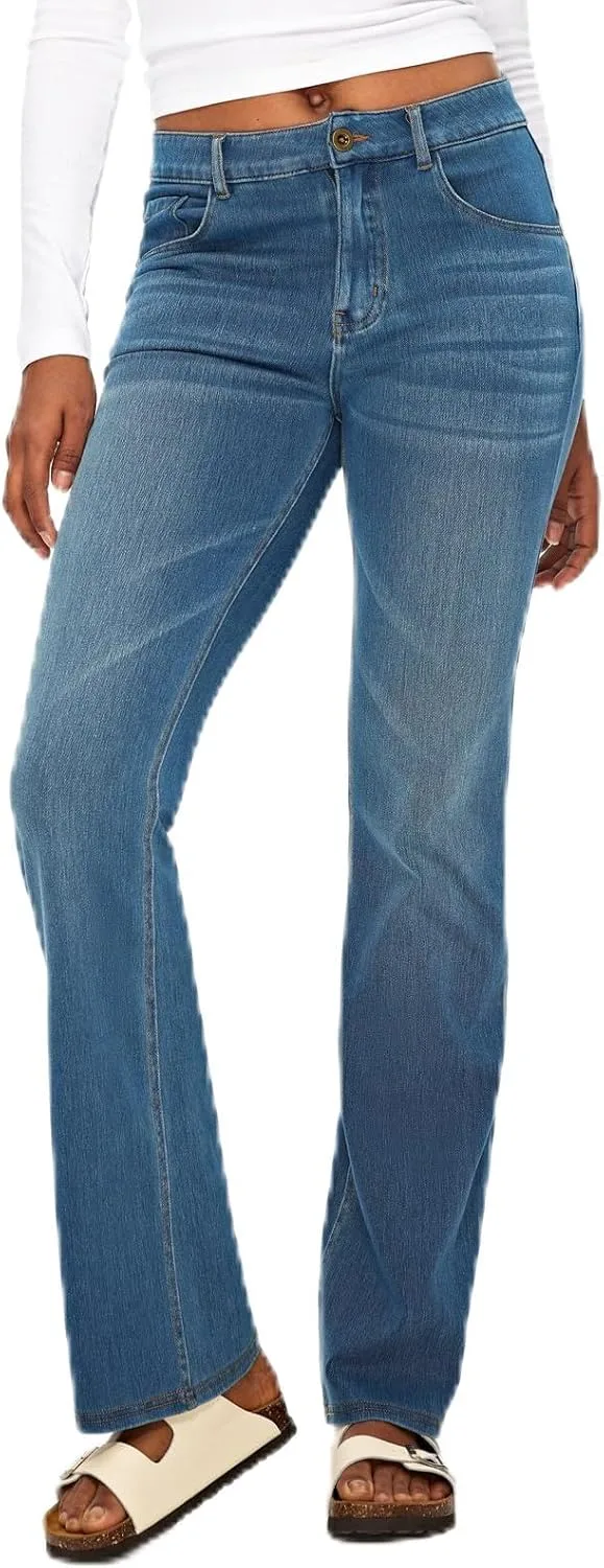 

Женские джинсы low rise bootcut с прямым кроем и мягкой эластичной тканью LighterGlide