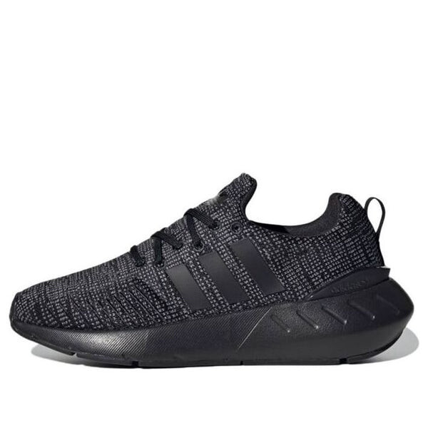 

Кроссовки оригинальные swift run 22 Adidas, черный