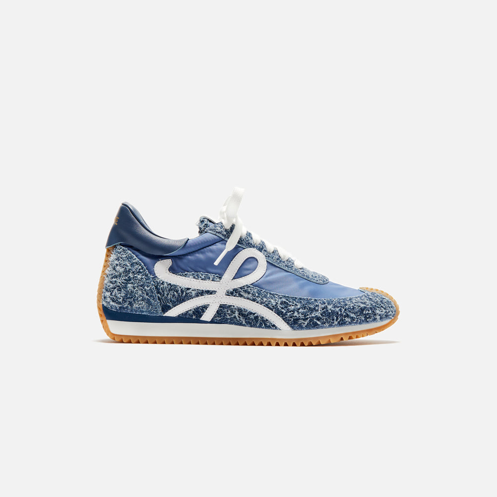 

Кроссовки Loewe Flow Runner, цвет Raw Denim