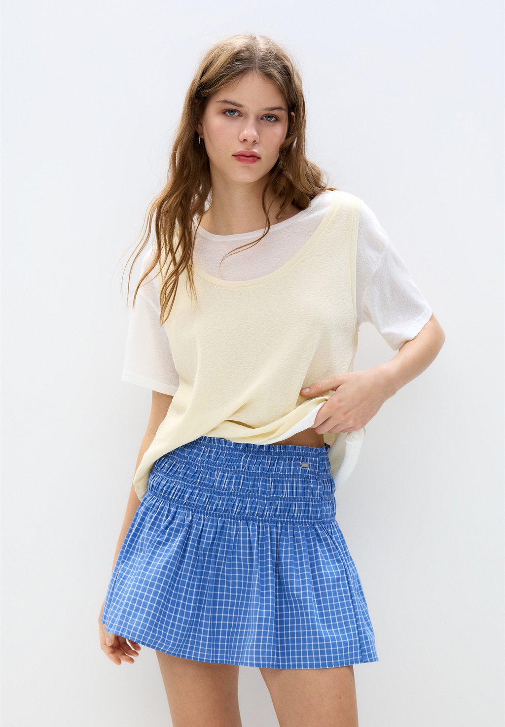 

Мини-юбка CHECK SMOCKED - A-line skirt PULL&BEAR, синий